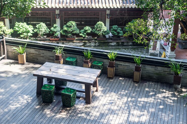 Enhancing Your Garden with Decorative Decks
